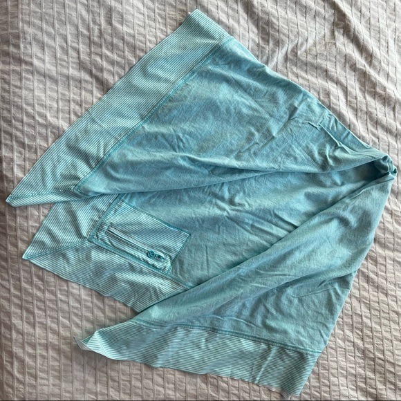 Lululemon • Angel Blue • Throw Me Over Scarf - Picture 5 of 7
